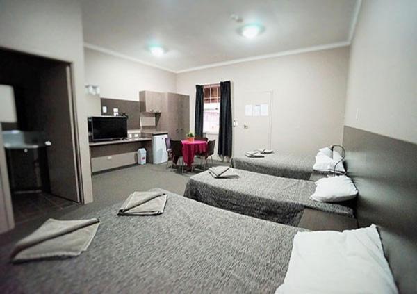 Bluestone Motor Inn 테넌트 크릭 외부 사진