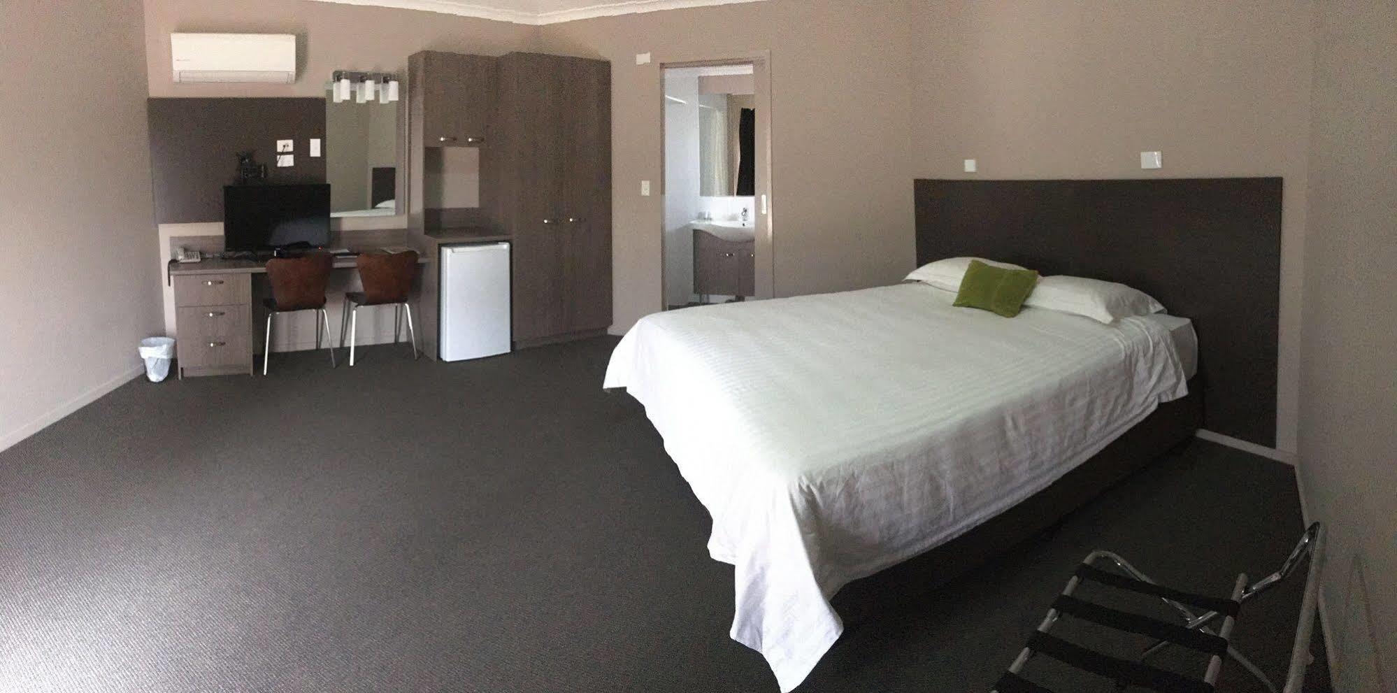 Bluestone Motor Inn 테넌트 크릭 외부 사진